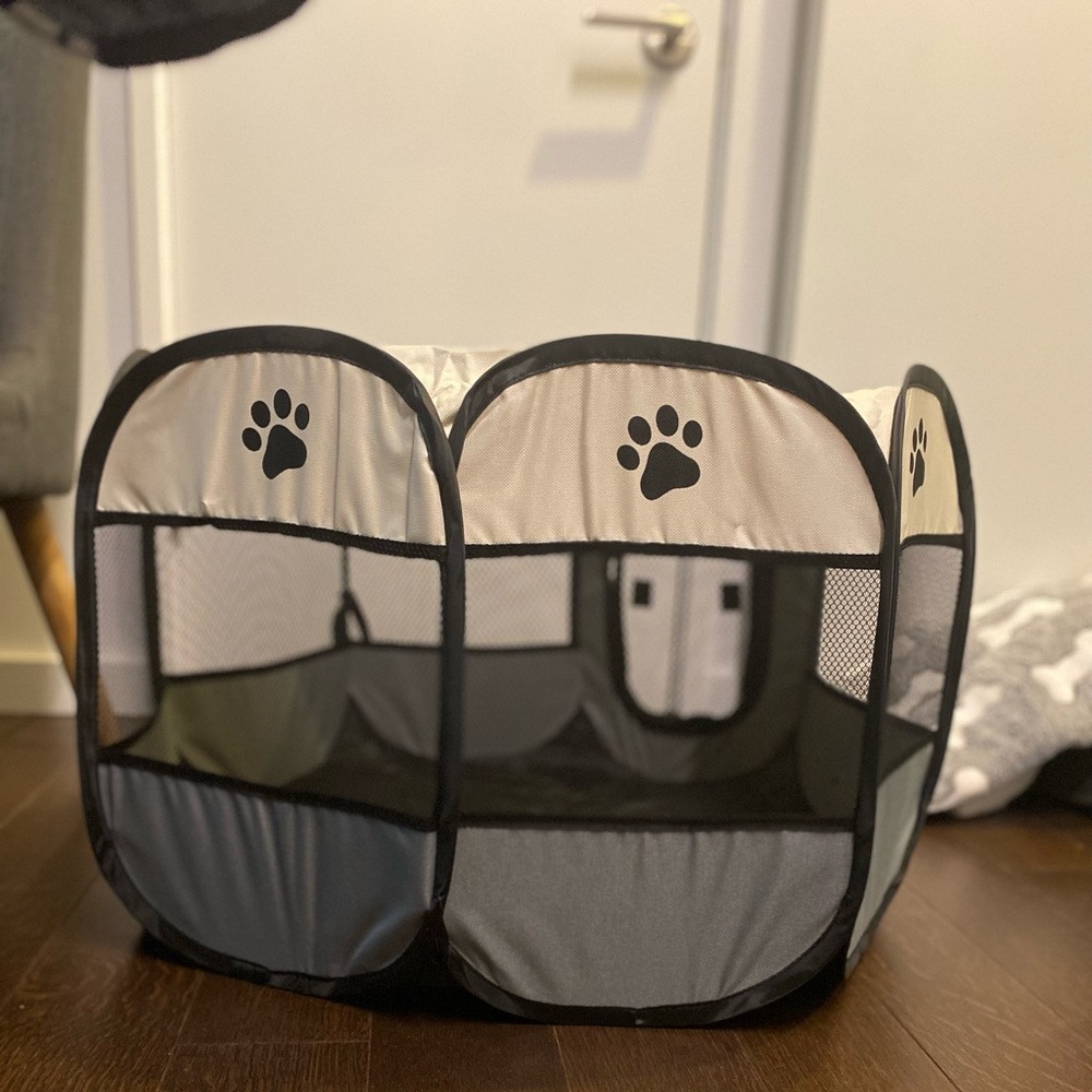 Portable pet playpen for dogs & cats in Grey/Cream Like New